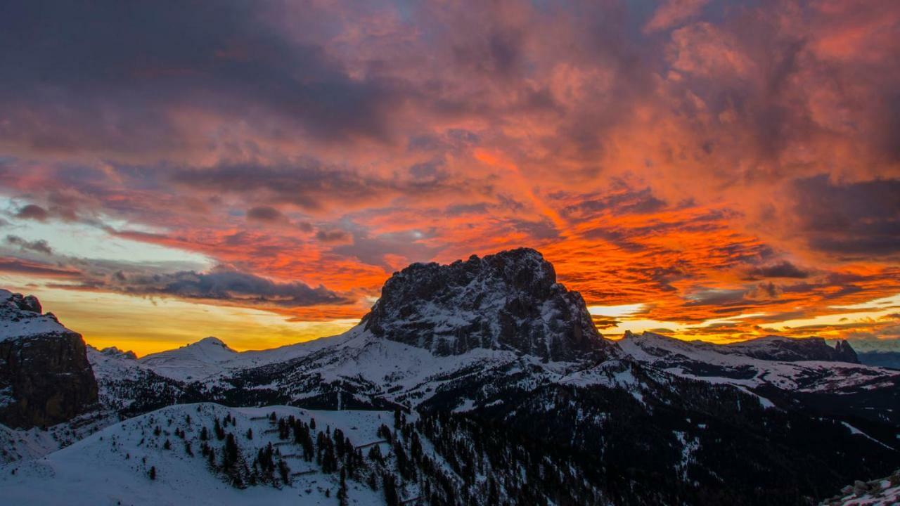 Hotel Garni Ruscel Santa Cristina Val Gardena Екстериор снимка