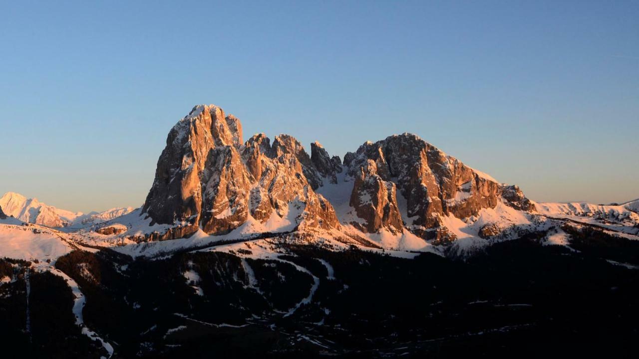 Hotel Garni Ruscel Santa Cristina Val Gardena Екстериор снимка